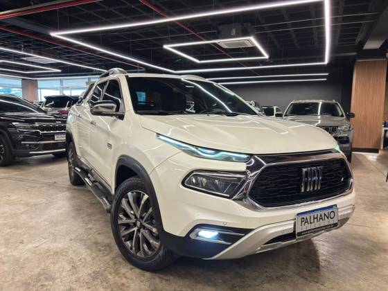 FIAT TORO 2.0 16V TURBO DIESEL RANCH 4WD AT9